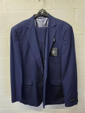 ** NEW WITH TAGS** Beverly Hills Polo Club Men's Suit 46R Coat 40 Waist Pants